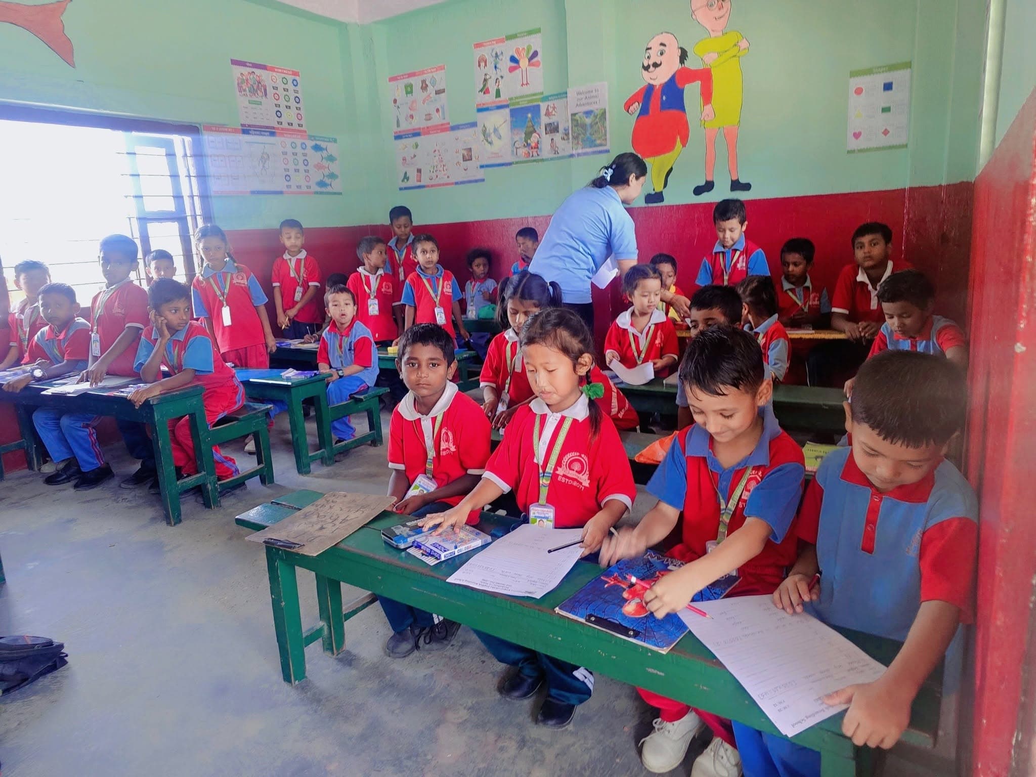 Kalpavriksha students actively engaging in classroom learning